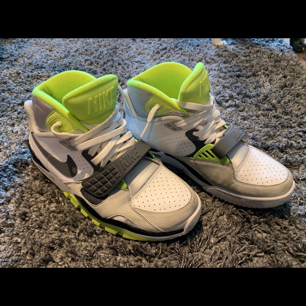 COPY - Nike air trainer sc2